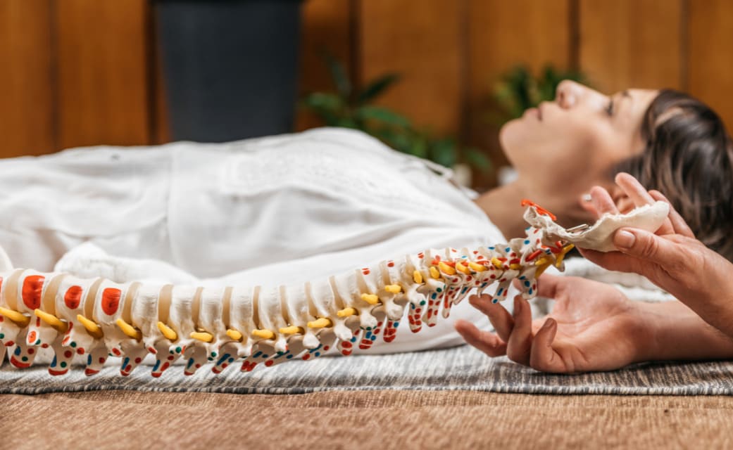 Travail de l'ostéopathe